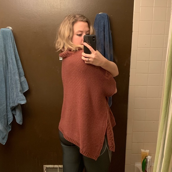 Charlotte Russe Turtle Neck Knitted Poncho - Picture 8 of 8